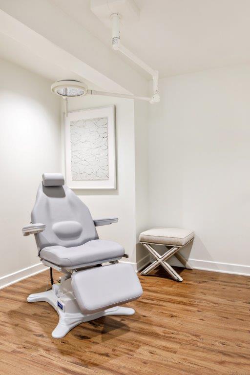 O'Daniel Plastic Surgery Studio and Advanced Skin Spa Studio by Judah Company Real Estate Agency in Louisville KY specializing in sales, development, and construction.